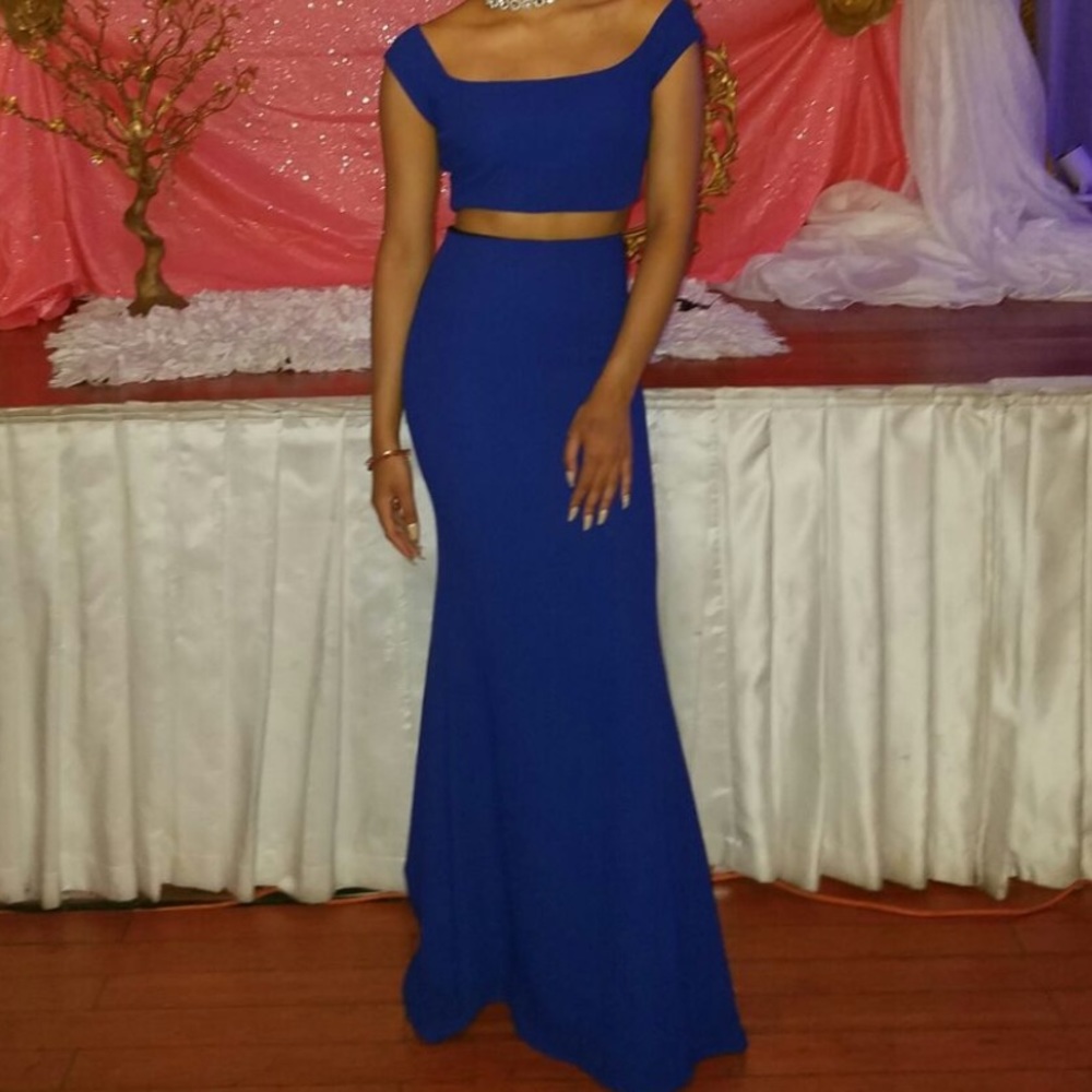 Blue , elegant two piece set